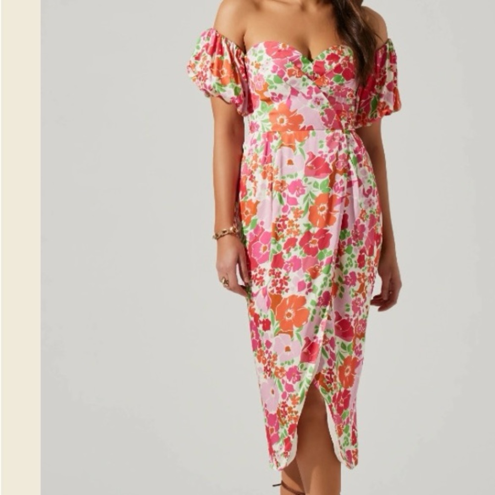 ASTR puff sleeve dress *zipper broken*